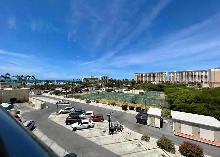 Family Hotel: The Cove - Condo Hotel - Palm Beach Strip